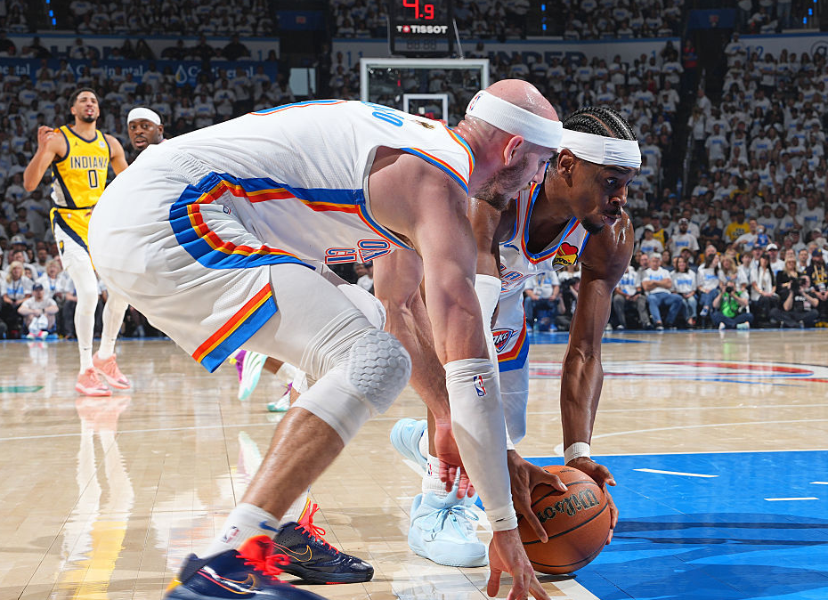 爱游戏体育-关于费耶诺德迎欧篮联关键赛；关键时刻外线爆发；更衣室稳定；临场指挥获称赞的信息