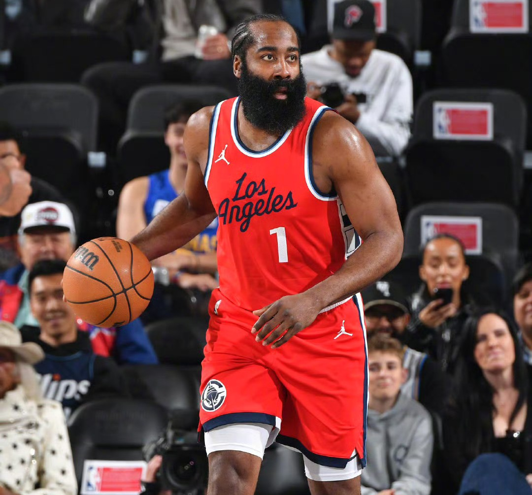 AYX-包含哈登连续十二场比赛得分超过挺进下一轮，篮网挑战极限！的词条